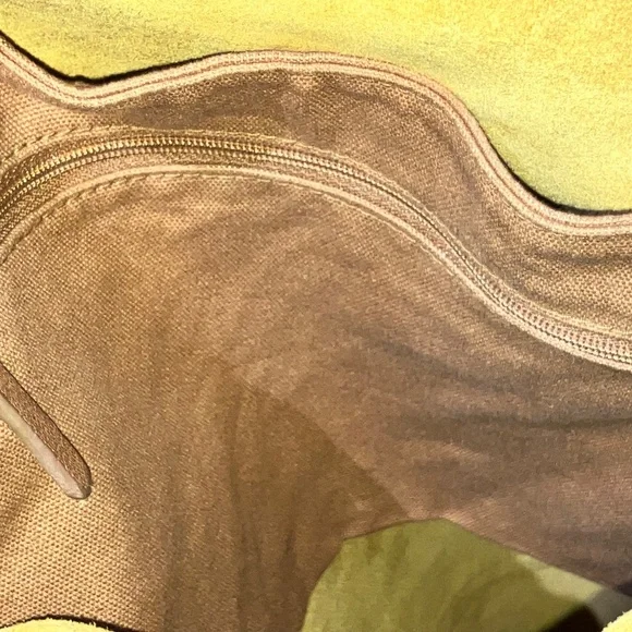 Mustard, yellow suede hobo bag - Picture 3 of 7